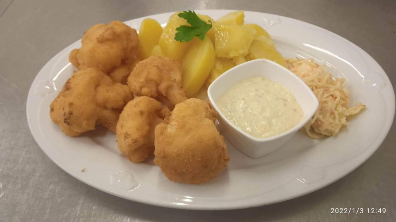 Mala Svata Hora - Penzion & Restaurace Mníšek pod Brdy المظهر الخارجي الصورة